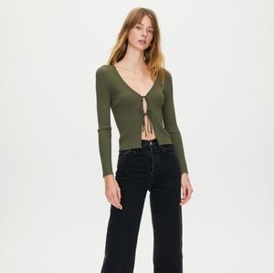 Wilfred Aritzia Alchemy Sweater Cardigan witv Rue Closures